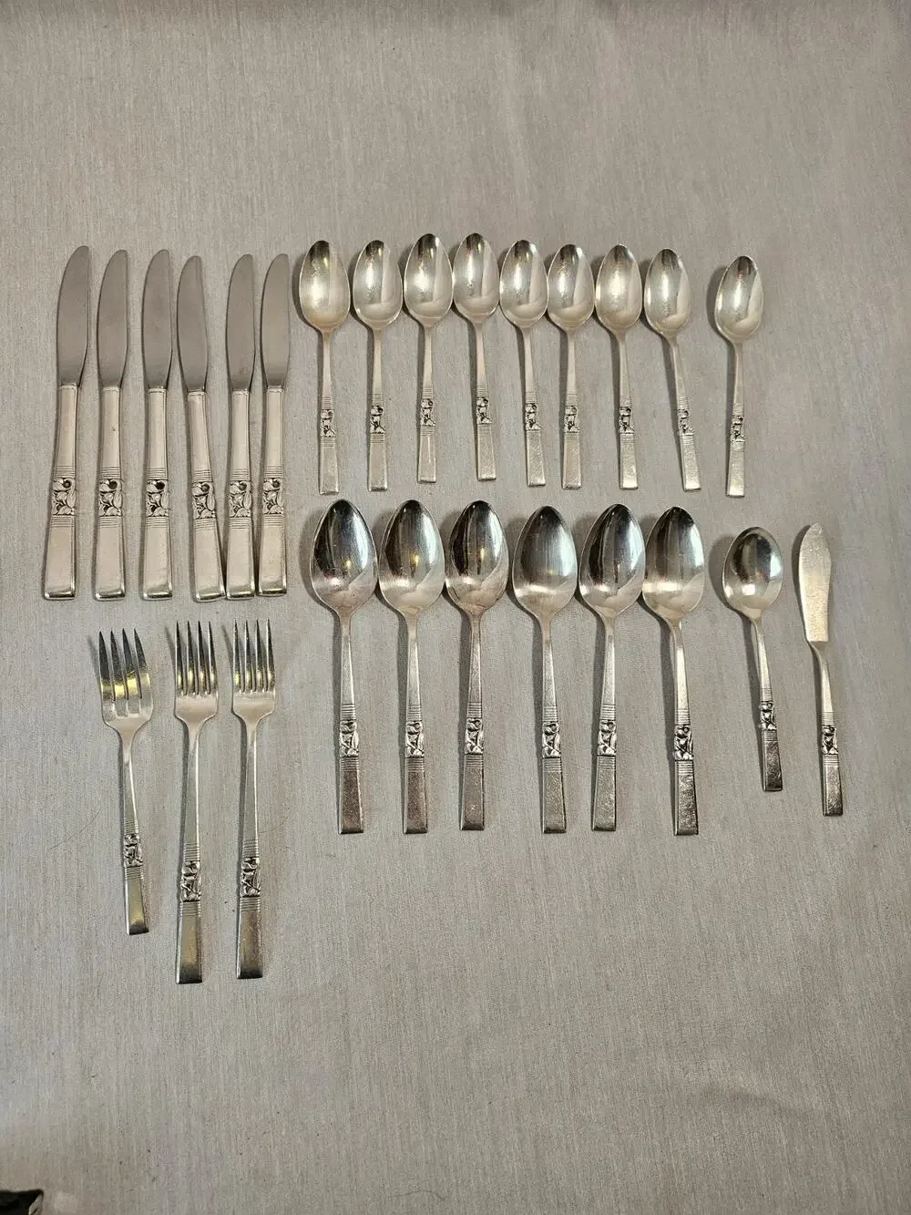 Oneida Community Morning Star Silverplate Flatware 26 Piece Lot